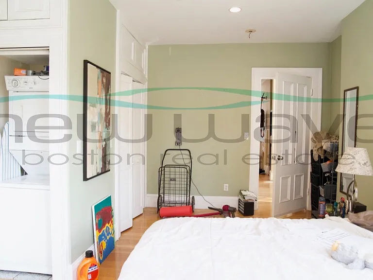 437 Columbus Ave #2 — Photo 4