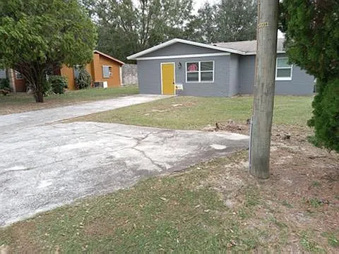 2921 Wheeler St — Photo 3