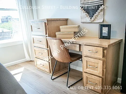 222 McCullough St #228 — Photo 50