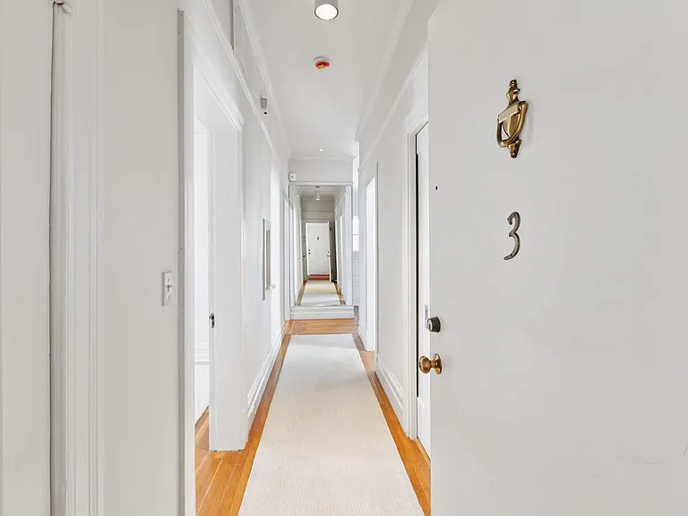 304 Walnut St — Photo 7
