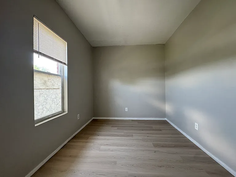 58 Fairmount St #C — Photo 6