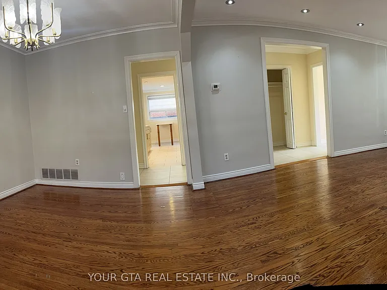 1166 McBride Ave #UPPER — Photo 11