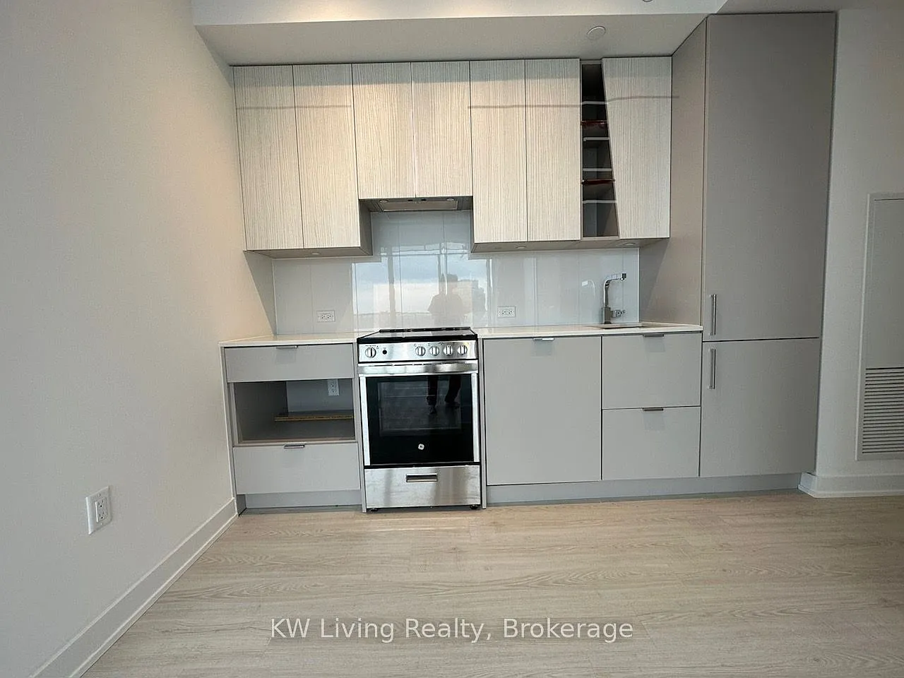 3883 Quartz Rd — Photo 3