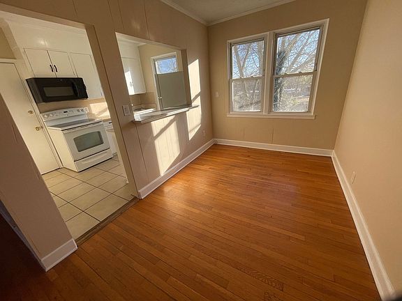 2nd image of 707 N Lafayette St #B8