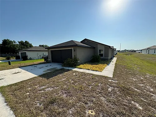 233 Kensington View Blvd Photo 1