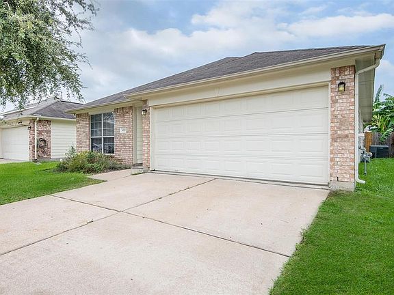 2nd image of 6555 Holly Cove Ln