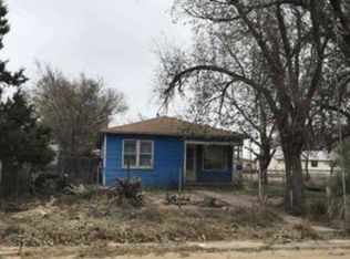 1009 S Robey Ave, Fritch, TX 79036