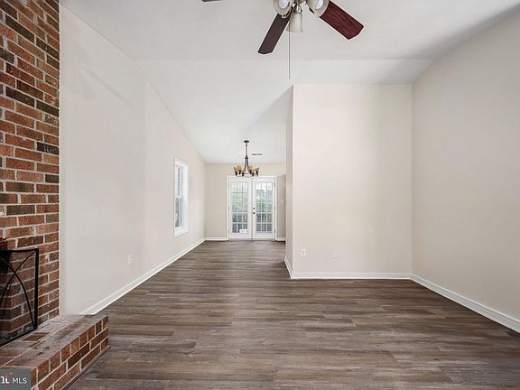 3rd image of 11504 Macfaden Dr