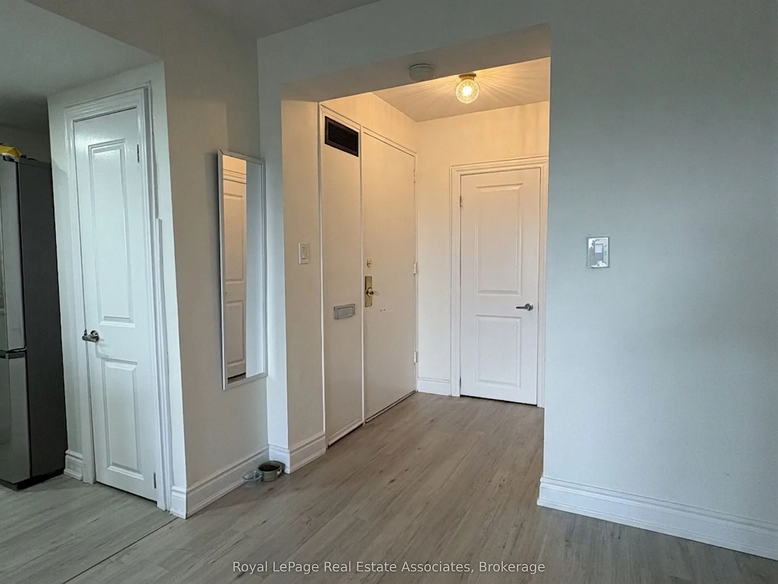 2 bed, $2,600 — Photo 4