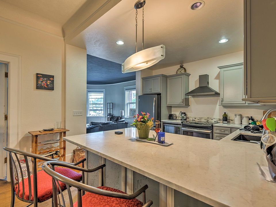 1st image of 445 E 9th Ave APT 3