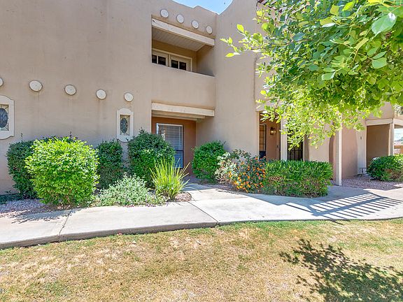 4th image of 1425 E Desert Cove Ave Unit 6