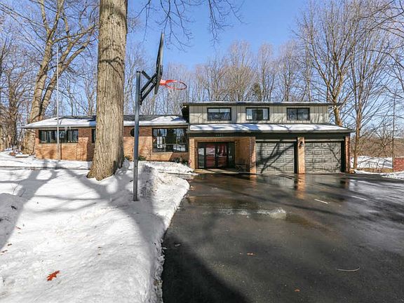 2nd image of 4480 W Loch Alpine Dr
