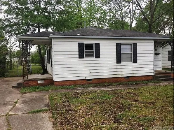 11 Spear Rd, North Little Rock, AR 72117