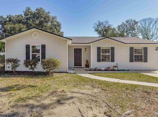 5570 Chipper Ln, Pace, FL 32571