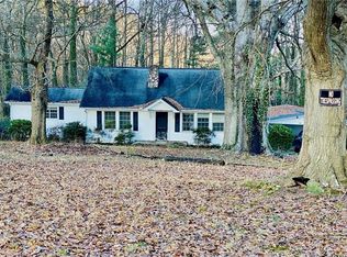 1203 E Ridge Rd, Gainesville, GA 30501