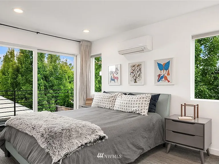 803 S Cloverdale St #803 — Photo 13