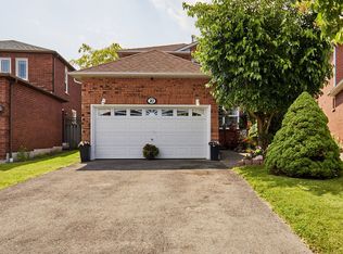 20 Old Colony Dr, Whitby, ON L1R2A3
