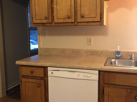 4th image of 4765 Worden Dr Unit A