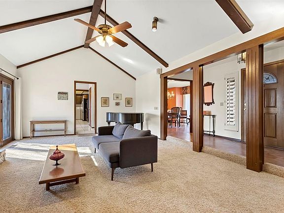 5th image of 4404 Tamarisk Dr