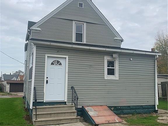3rd image of 4611 Kerns Ave