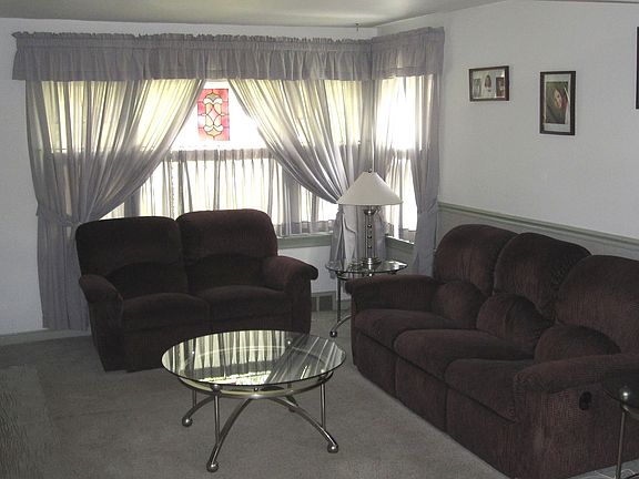 2nd image of 69 Hayes Dr