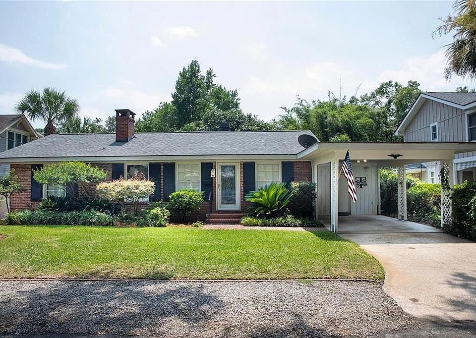 1st image of 620 Demere Way