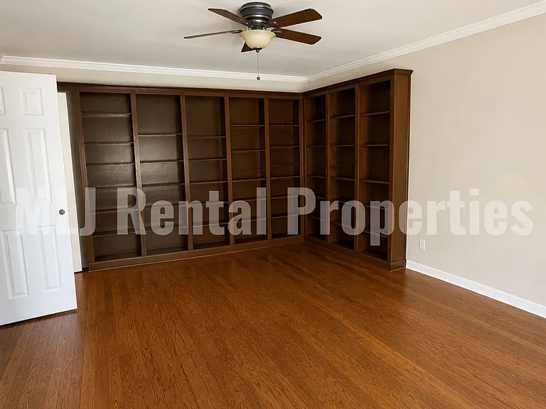 5881 S Irvington Ave — Photo 5