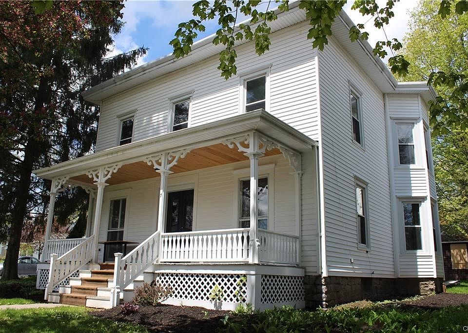 1st image of 7 Nickerson St