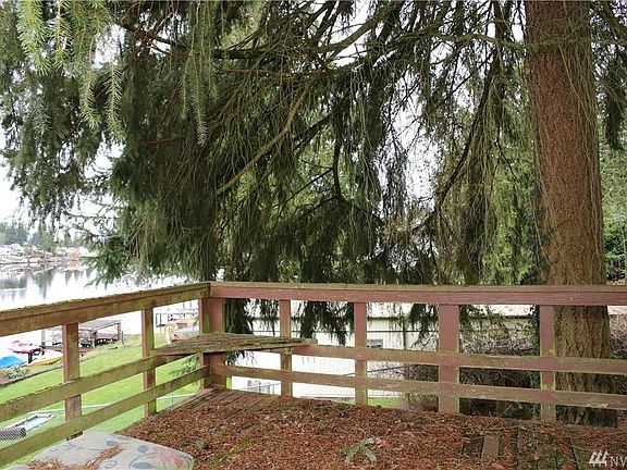 4th image of 21109 Church Lake Dr E