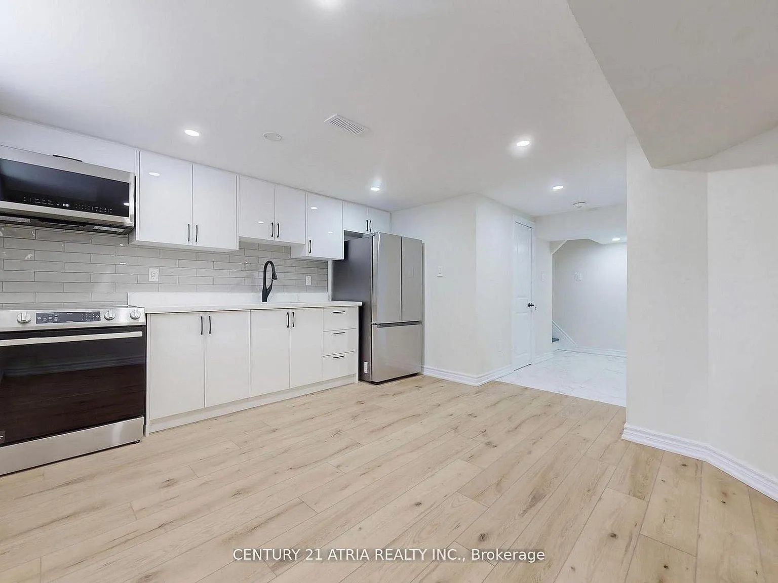 2 bed, $2,000 — Photo 3