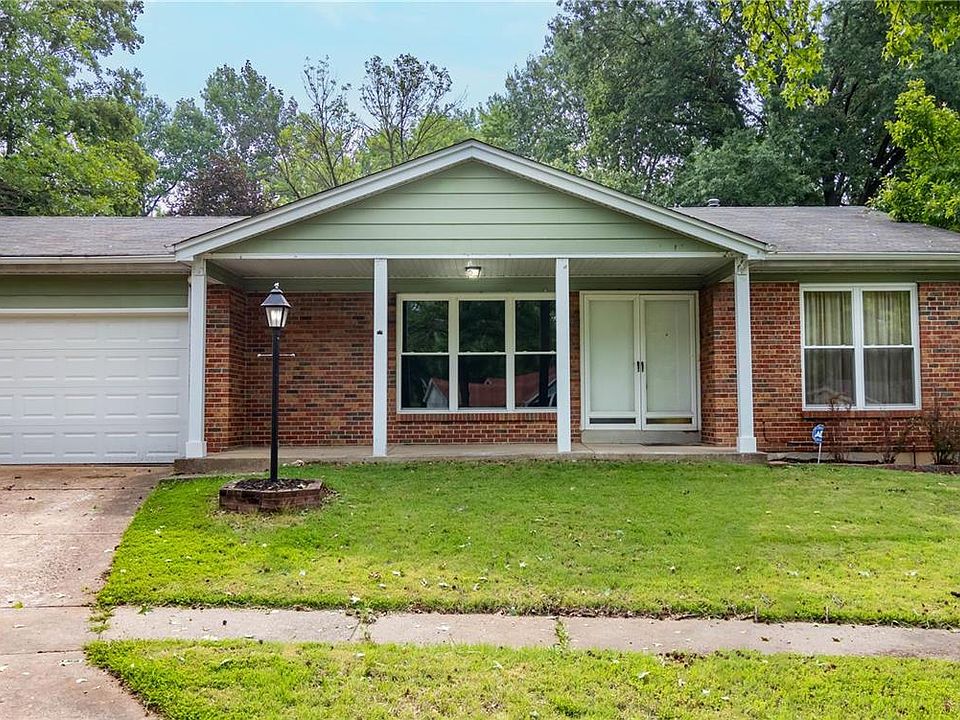 1st image of 14444 Foxgate Ct