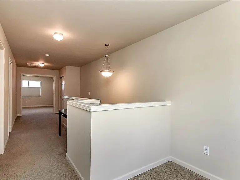 1626 Craig Rd SE — Photo 15