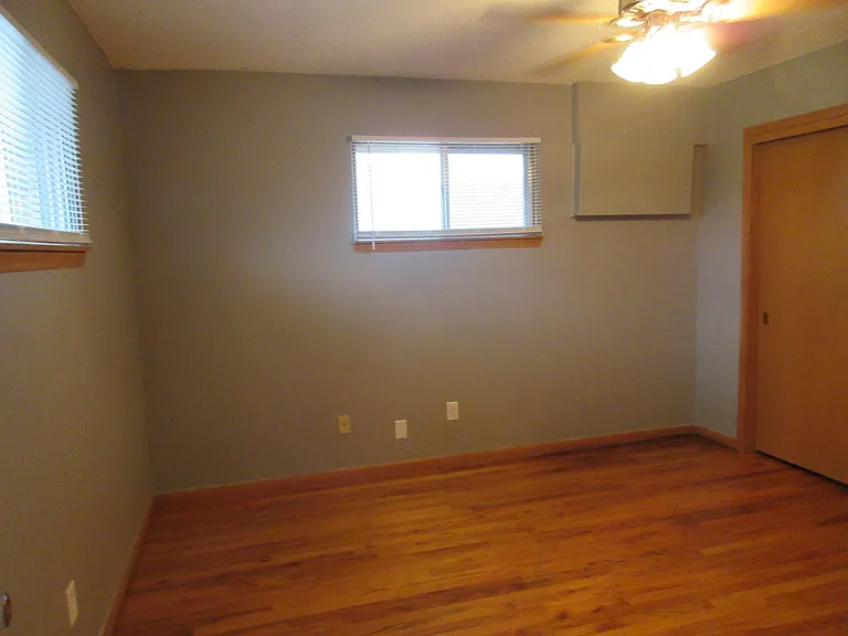 4725 California St #6 — Photo 8