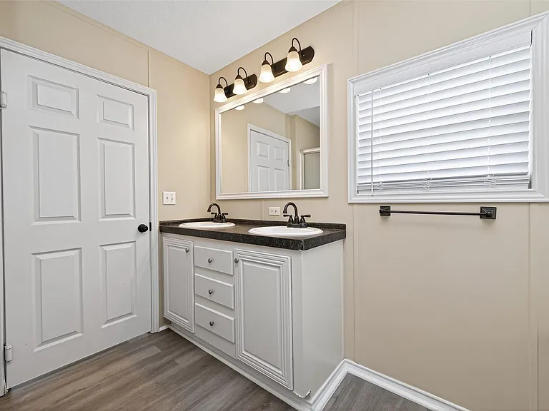 15933 W Relza Dr — Photo 34