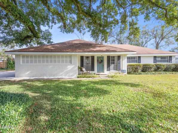 208 N Locksley Dr, Lafayette, LA 70508
