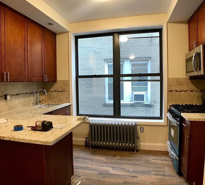 1st image of 30-84 37th St #3R