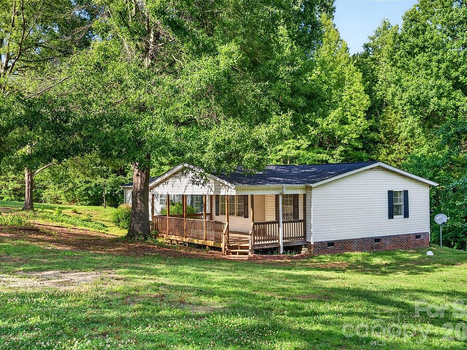 1st image of 388 Chinquapin Ln