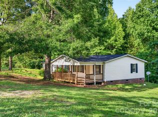 388 Chinquapin Ln, Mount Ulla, NC 28125