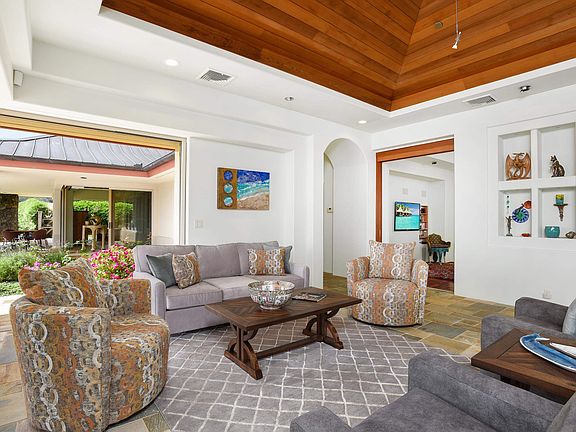 4th image of 50 Lahaole Pl