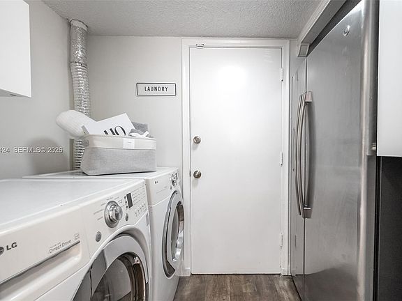 4th image of 3961 NW 9th Ave #1