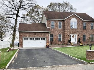 28 Rock Spring Rd, West Orange, NJ 07052