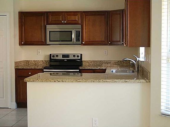 2nd image of 243 E Forest Oak Cir