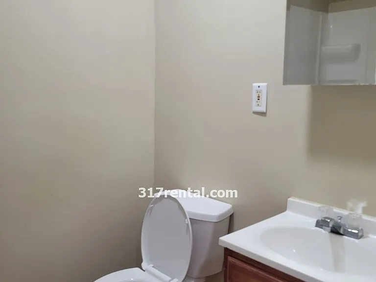 1206 N Concord St — Photo 9