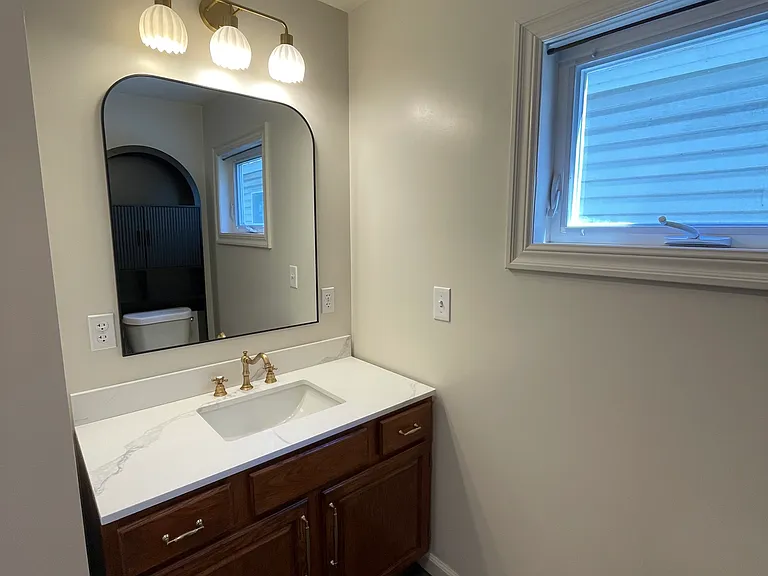 401 Dearborn St #1 — Photo 14