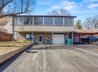 310 Mastodon Dr, Ingleside, IL 60041