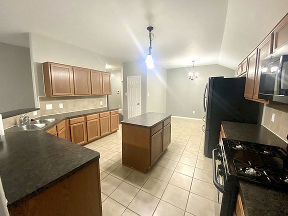 4th image of 3135 Blue Sage Ct