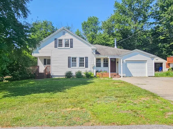 11 Nash Parkway, Somersworth, NH 03878