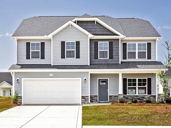 162 Meadow Sage St, Raeford, NC 28376