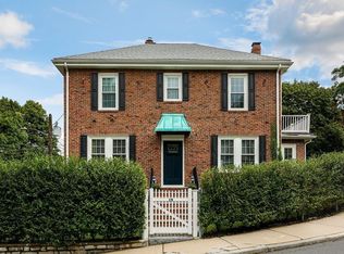 19 Hayes Rd, Roslindale, MA 02131