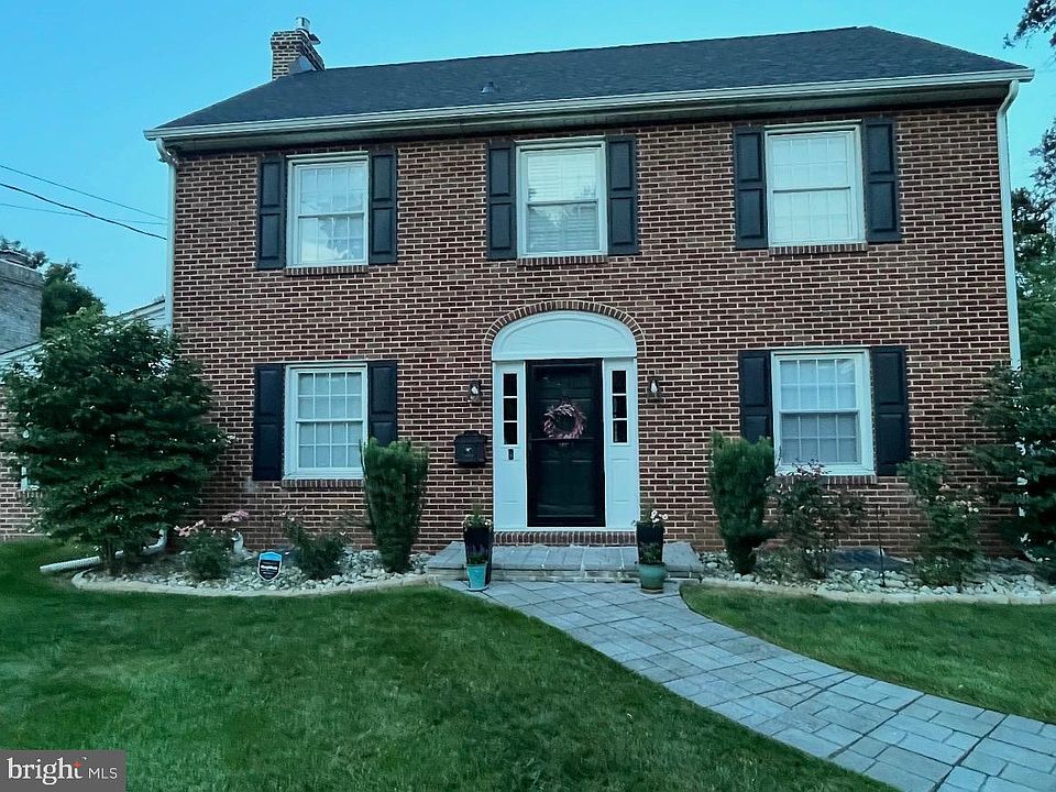 2nd image of 503 Brighton Rd